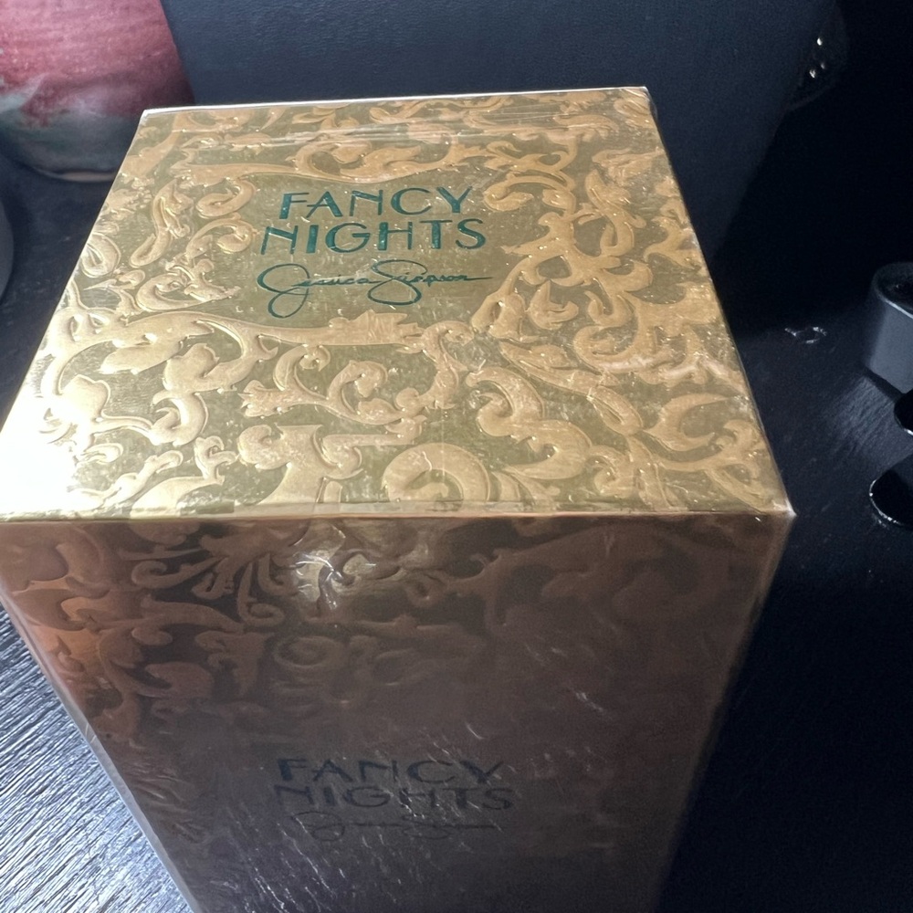 Fancy Nights Eau de Parfum 100ml by Jessica Simpson - Picture 3 of 5